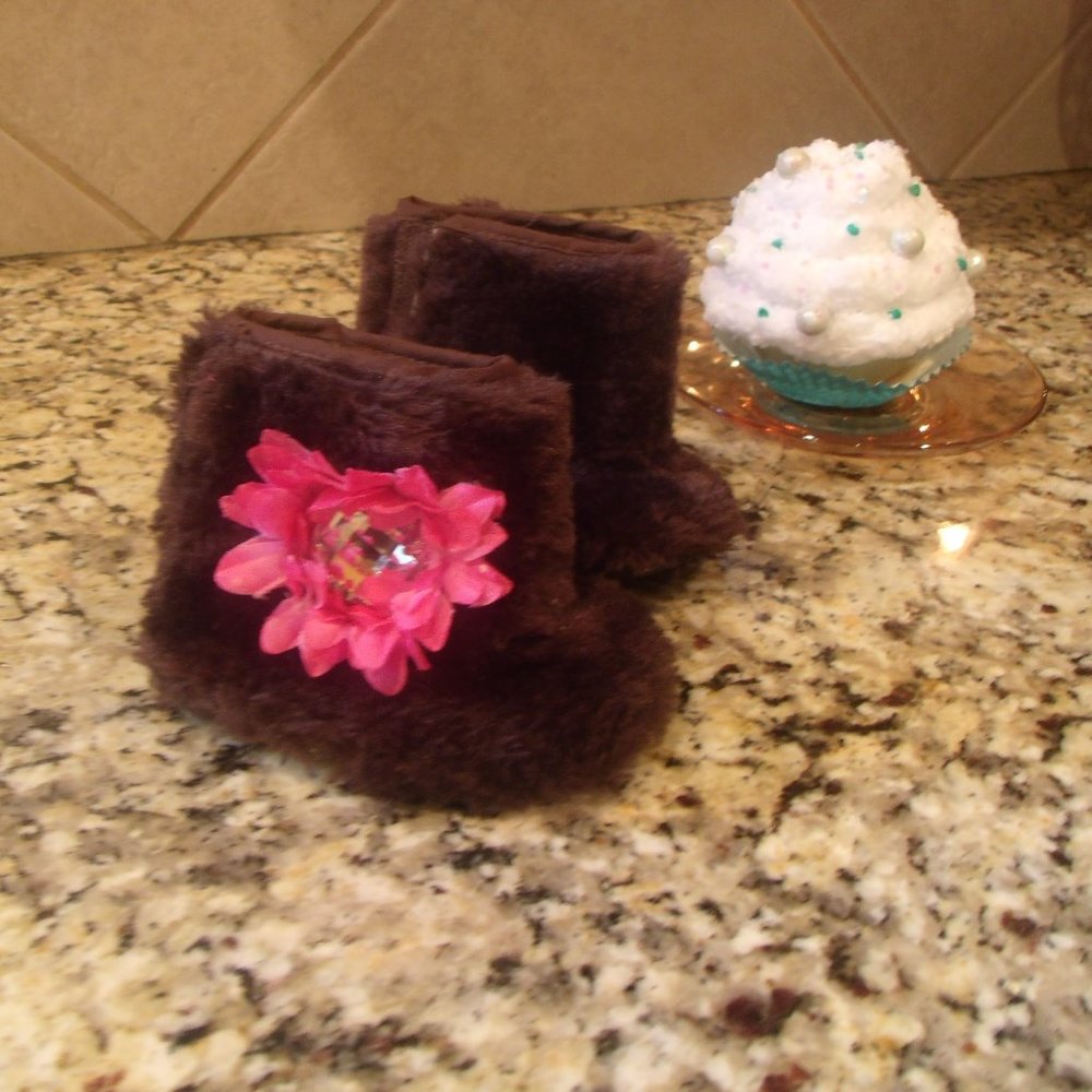 Baby Essentials Brown/Hot Pink FuzzyFaux Fur Boots